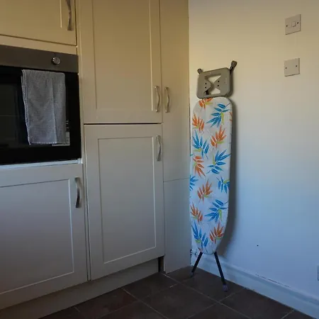 Cosy 2 Bedroom On Bromley-lewisham Hospital Borders Apartment *