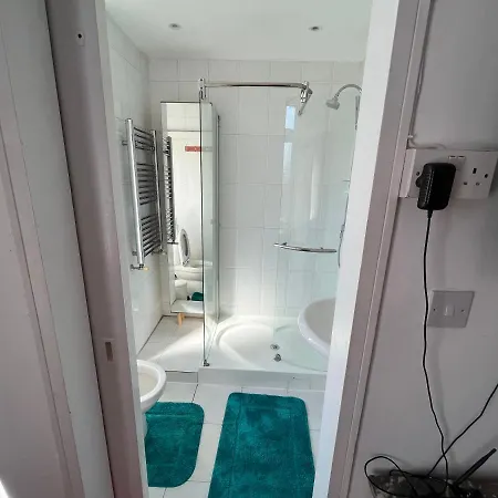 Urluxury 4 Bedroom 5-baths House In Marble Arch, Appartamento