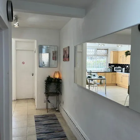 Urluxury 4 Bedroom 5-baths House In Marble Arch, Appartamento Londra
