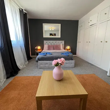 Urluxury 4 Bedroom 5-baths House In Marble Arch, Londra