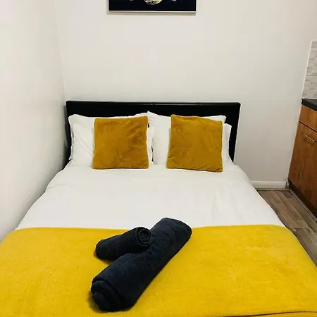 Apartment Premium Studio Flat 08 In Central *
