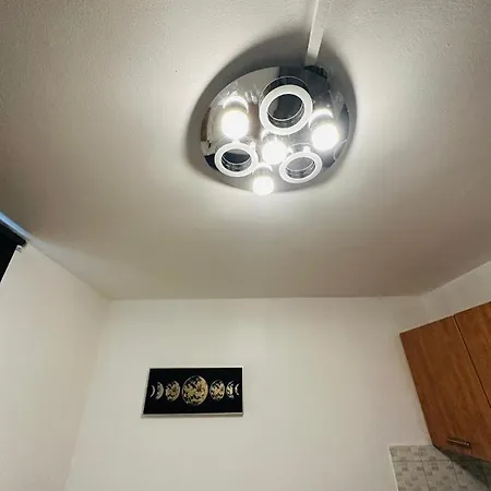 Apartment Premium Studio Flat 08 In Central