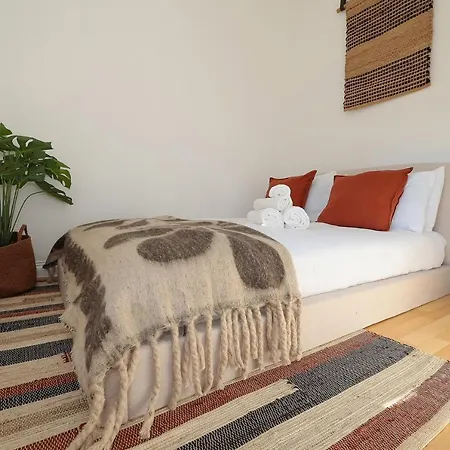 Apartment Cosy 1 Bedroom Floor On Edgware Road London