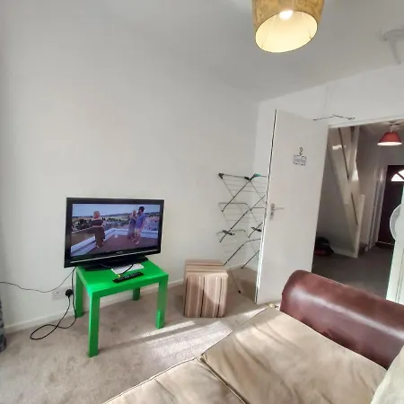 Apartment Oldbury House