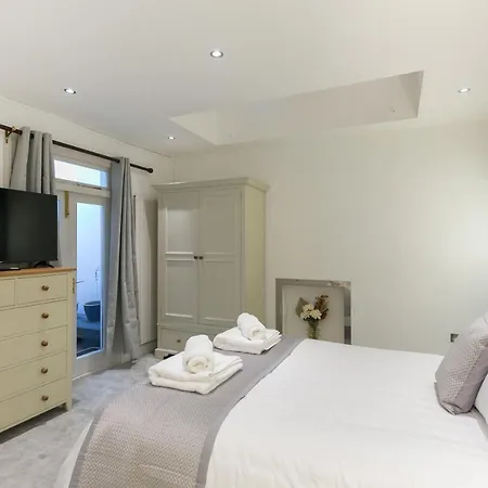 The Notting Hill - 2 Bedroom Close To Hyde Park Apartment London