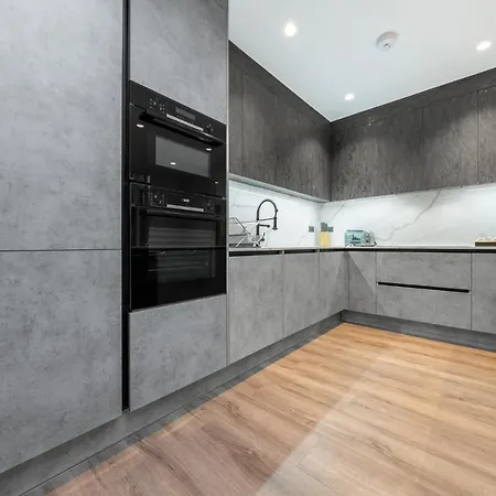 Apartment Candler Mews *