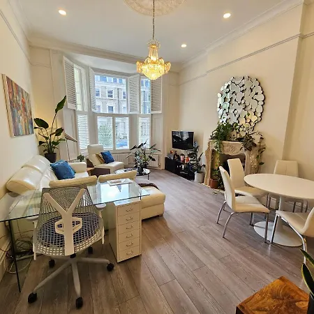 1 Bed Flat Near Little Venice And Paddington * London