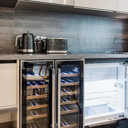 Circlelet Luxury Private 1 * London