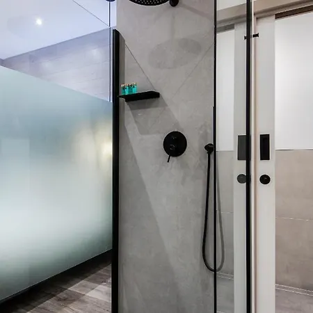 Circlelet Luxury Private 1 * London