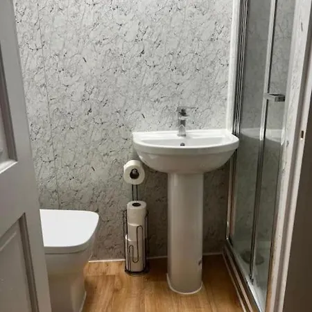 Aldgate In Central Apartment London