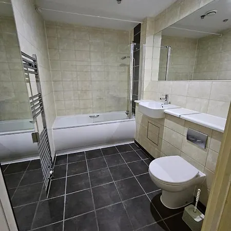 Wembley Stadium Luxurious Apartment *