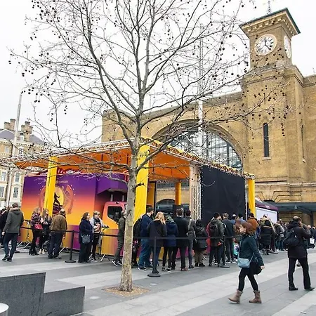 Entire In Kings Cross *