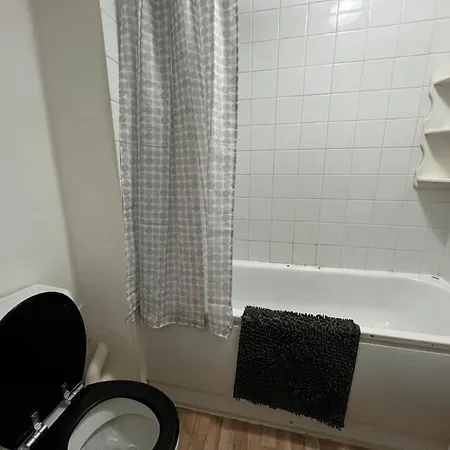 Entire In Kings Cross Apartment