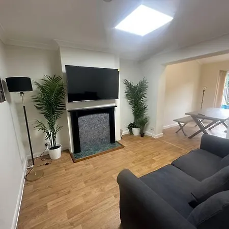 Сasa de vacaciones 5 Bedroom House In Da7 *