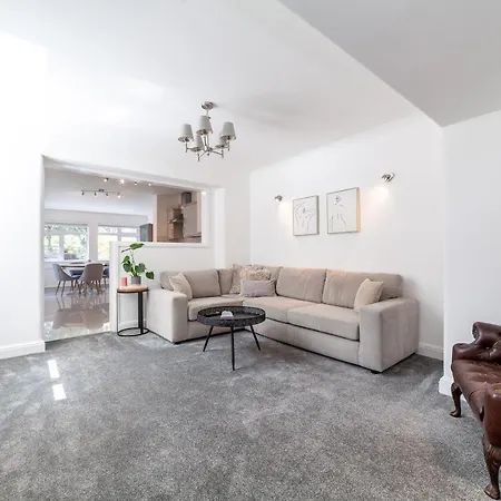 Apartment Fantastic 2br Flat Wpriv Gdn, Crouch End London