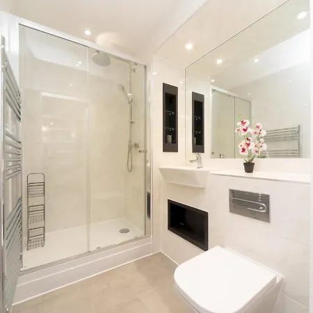 Pass The Keys Breathtaking 2 Bed 2 Bath Greenwich Riverside Flat Apartment