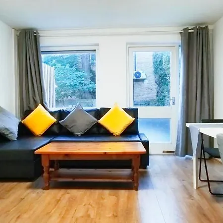 Clapham Garden Near Battersea Park Casa vacanze