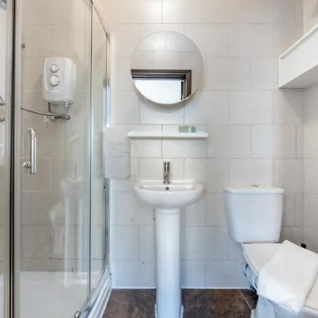 The Buross - Aldgate *