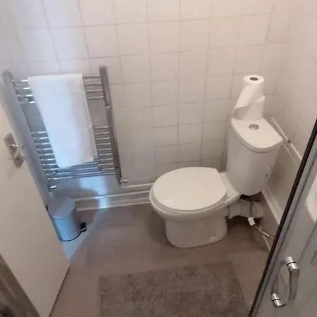 Appartement Self Contained 2 Bedroom Flat In Southwark Londres