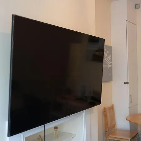 Apartment Spacious 5-bed Retreat London