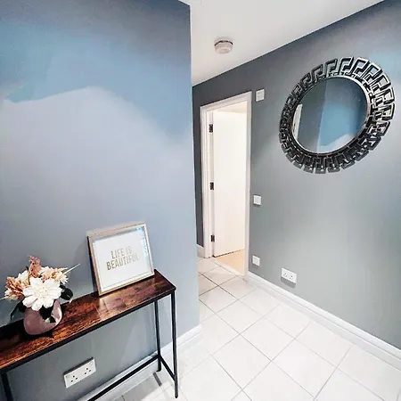 Apartment Amazing Flat Near South Kensington - 2 To 3 Bedrooms London