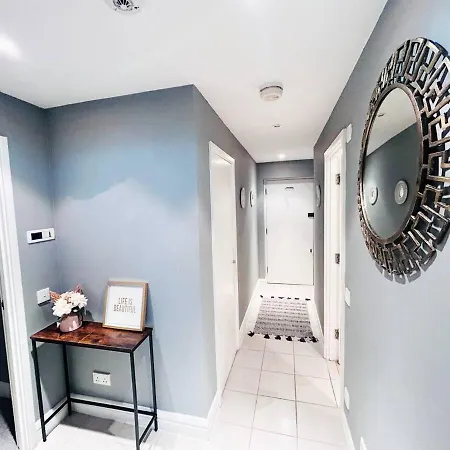 Apartment Amazing Flat Near South Kensington - 2 To 3 Bedrooms London