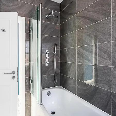 Cosy Spitalfields Hideaway * London