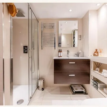 Stunning 2 Bed London