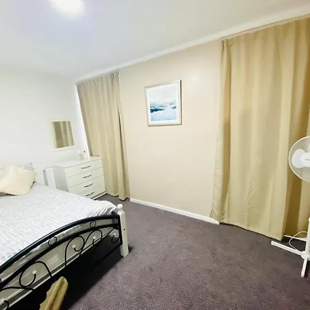 Apartment Spacious One Bedroom Edgeware Road Central *