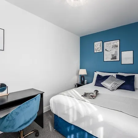 Cosy 4-bedroom Next To Borough *