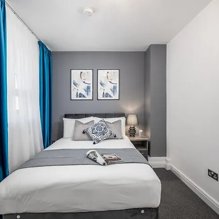 Cosy 4-bedroom Next To Borough *