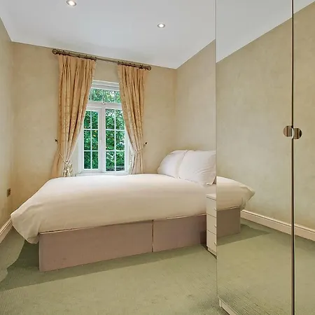 Holiday home Noel Oasis : Retreat London