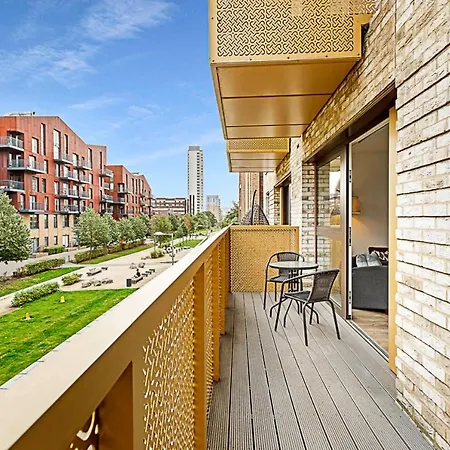 Apartment Beautiful In Surrey Quays *