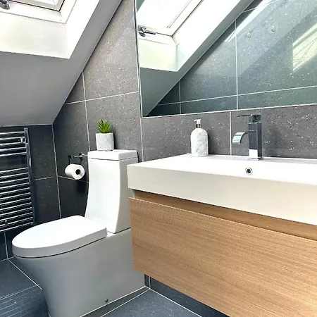 Apartment Your In London