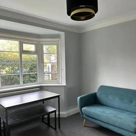 Apartment Kenton Apartment- Wembley Links Harrow