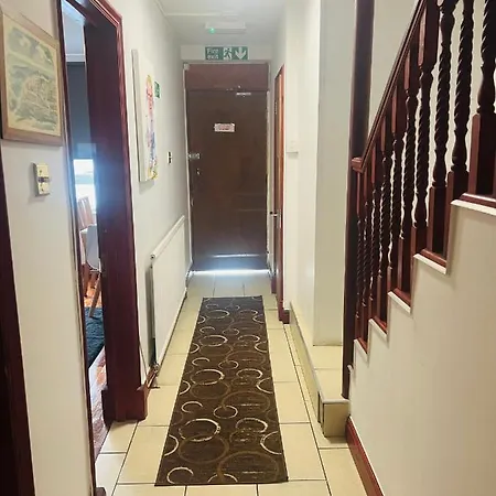 Homestay Lovely Private In Next To Hampstead, Camden, And Golders London