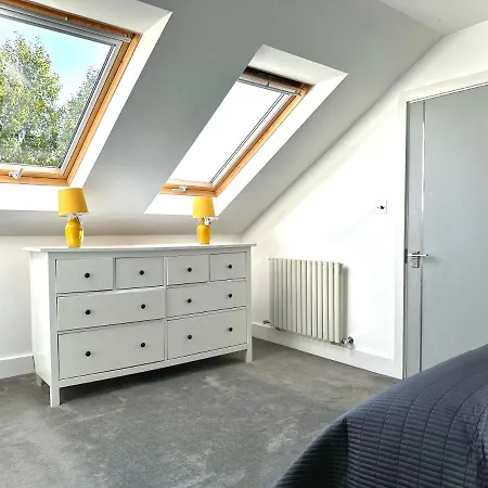 Apartment Your In London