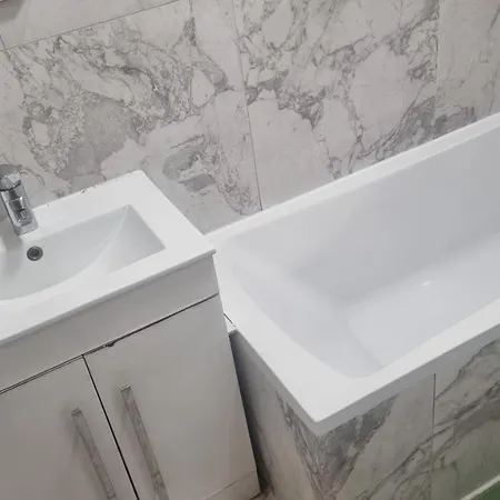 33 Camden Square - Double