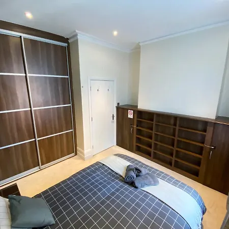 3-bedroom Flat London, 6 Min Walk From King's Cross Station