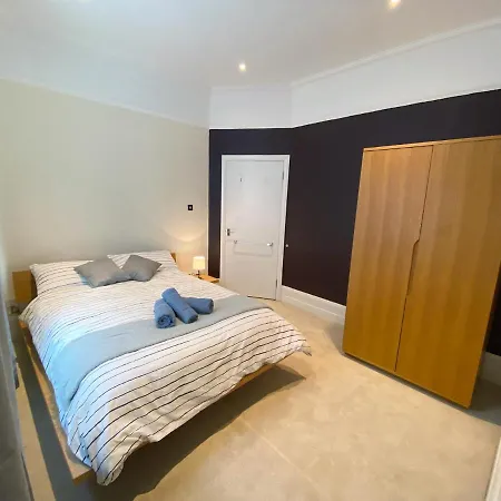 Apartment 3-bedroom Flat London, 6 Min Walk From King's Cross Station
