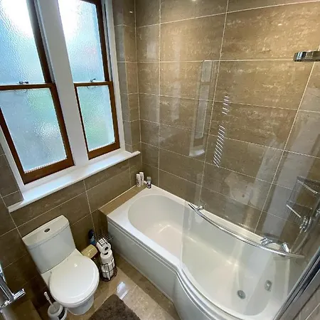 3-bedroom Flat London, 6 Min Walk From King's Cross Station Londýn