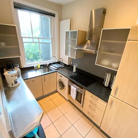 Apartment 3-bedroom Flat London, 6 Min Walk From King's Cross Station