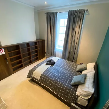 3-bedroom Flat London, 6 Min Walk From King's Cross Station Apartment *