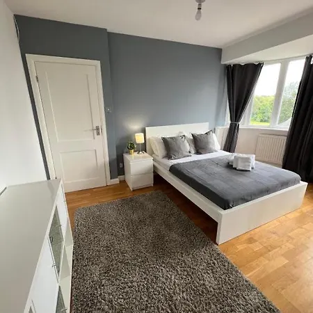 Affittacamere Stunning House 15 Min From Wembley Arena Londra