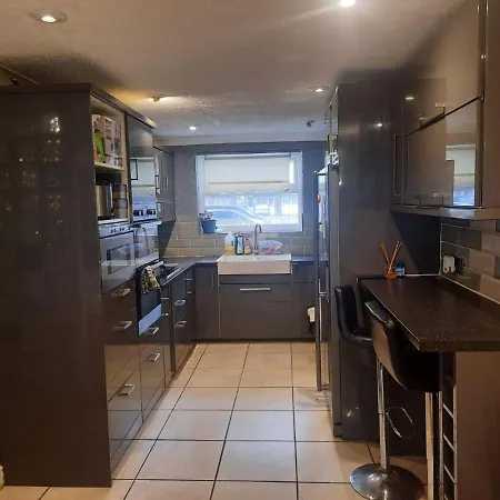 Apartment Away In A Close