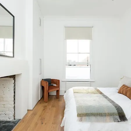 Sun Drenched 1 Bedroom In Farringdon *