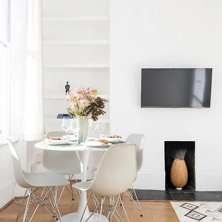Apartment Sun Drenched 1 Bedroom In Farringdon