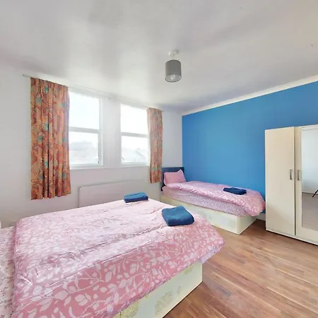 Cozy Flat * London