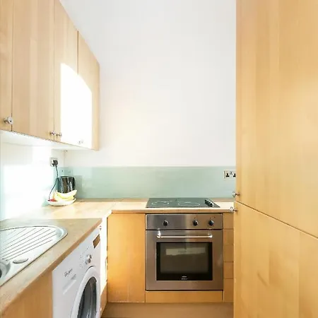 Sun Drenched 1 Bedroom In Farringdon * London