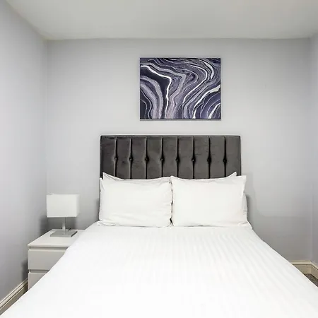 Modern Near Apartment London